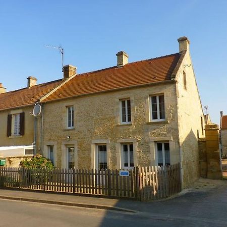 Maison Ancienne Entierement Renovee Pour 5 Personnes Beny-sur-Mer Rom bilde